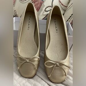 Tahari Women's Metallic Gold Loafers